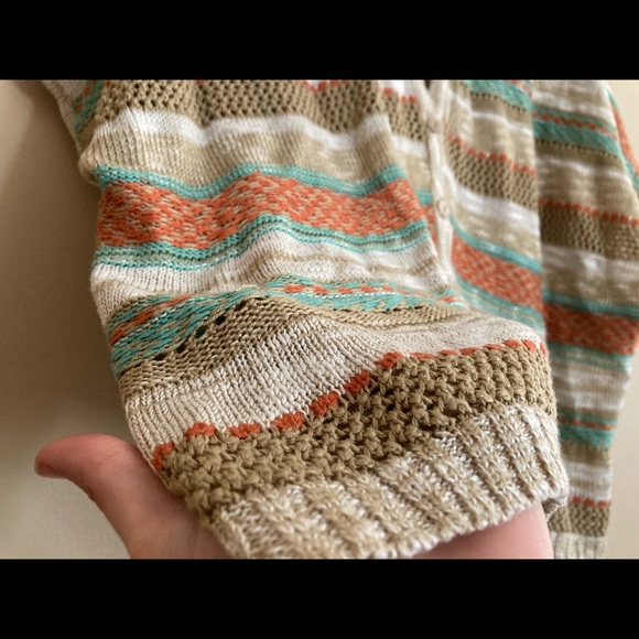 EYESHADOW Sweater poncho! - Picture 3 of 8